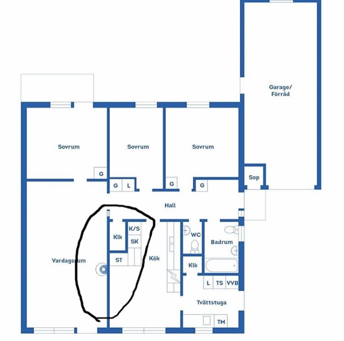 Planritning av enplanshus med markerad vägg mellan kök och vardagsrum som eventuellt ska rivas.