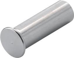 Metallisk hylsmutter med rundad topp och slät cylindrisk kropp.