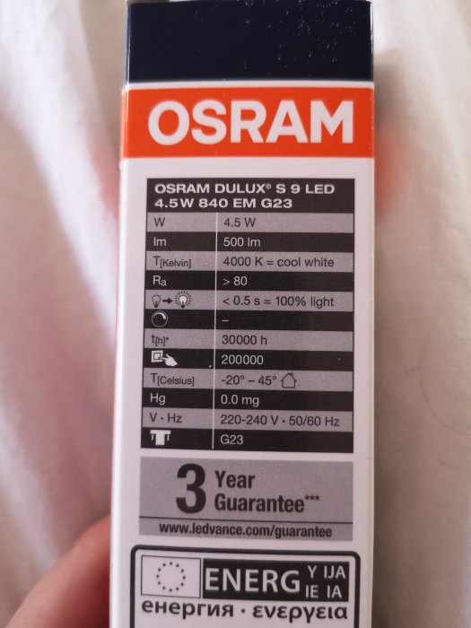 Etikett för OSRAM DULUX S 9 LED-lampa, 4.5W, 500 lm, kallvit 4000K, G23-sockel med 3 års garanti.