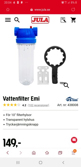 Enkelt vattenfilter med blått lock, transparent kropp, verktyg och fästplattor, från JULA.