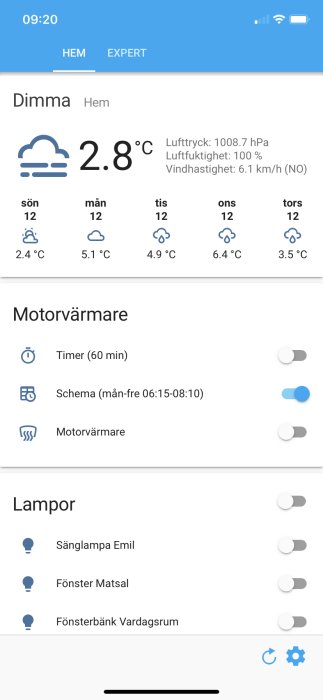 Skärmdump av hemautomationssystem med väderinformation och kontroller för motorvärmare och lampor.