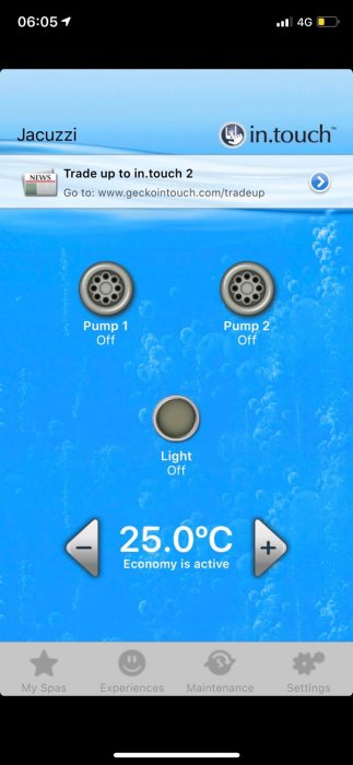 Skärmdump av appen "in.touch" för Jacuzzi-kontroll med avstängda pumpar och ljus, temperatur på 25 grader.