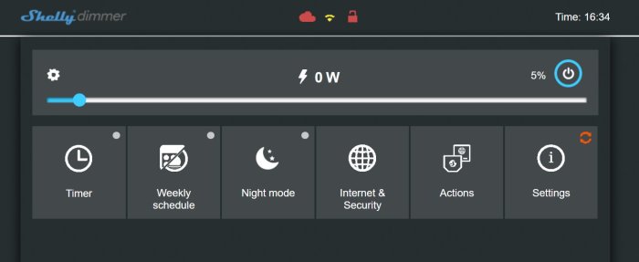 Gränssnitt för Shelly dimmer med reglage på 5%, indikatorer för tid, nätverk, och inställningar.