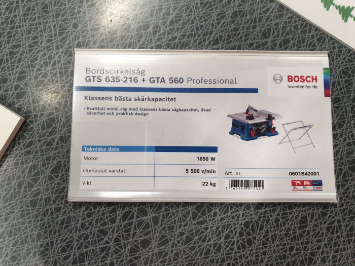 Bosch bordscirkelsåg förpackning GTS 635-216 + GTA 560 med tekniska specifikationer.