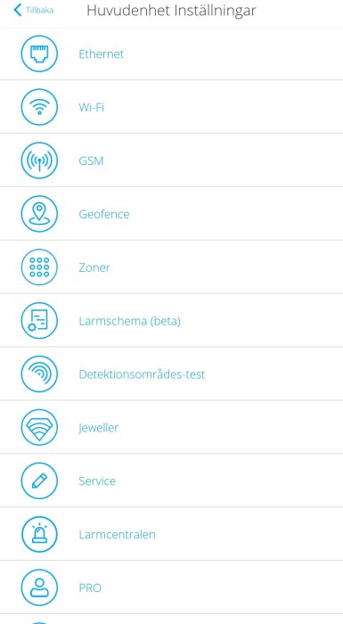 Skärmdump av inställningsmenyn för en larmcentral före konfiguration, med alternativ som Ethernet, Wi-Fi och GSM.