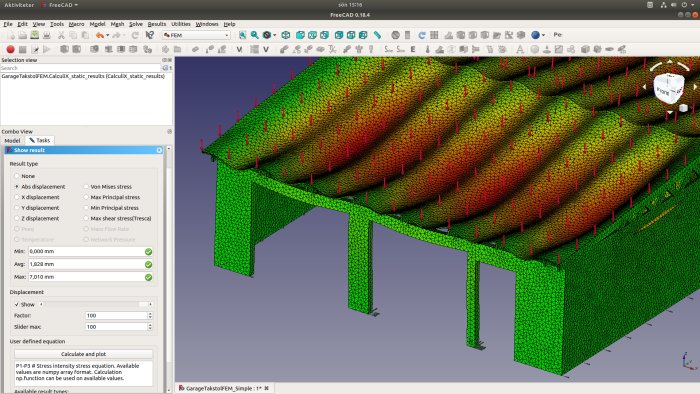 Skärmbild av FreeCAD-programmet visar en Finite Element Model (FEM) av ett tak med pålagd kraft, som visar spänningsfördelning.