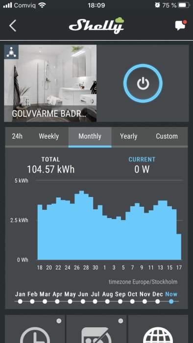 Skärmdump från app visar elförbrukning för golvvärme i badrum med kurvdiagram och bilden av ett badrum.