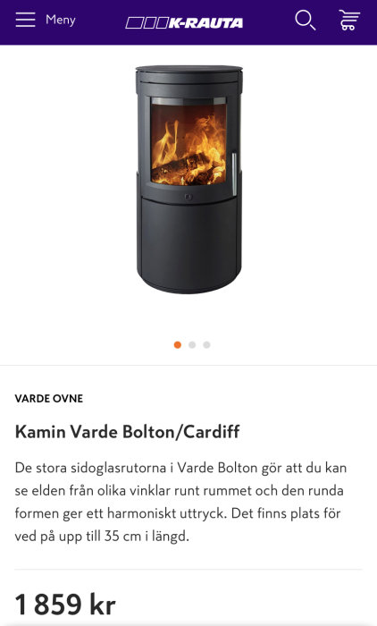 Rund Varde Bolton kamin med synlig eld genom glasdörren, mot svart bakgrund, prisangivelse 1859 kr.