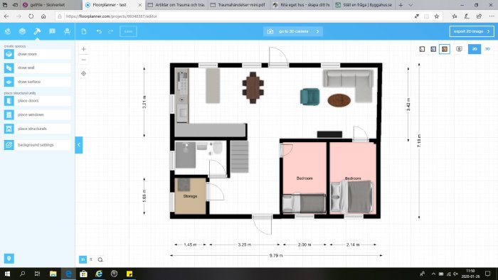 Digital ritning av en planlösning för ett 1,5-plans hus med markerade sovrum, badrum och gemensamma utrymmen.