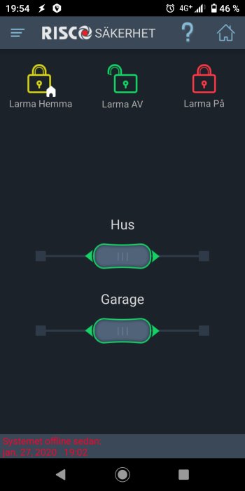 Skärmdump av Risco-appen som visar systemets offline-status och zoner för hus och garage.