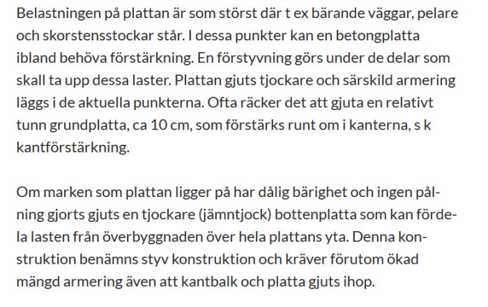 Skärmklipp av text om grundplatta med kantförstärkning och tekniska detaljer om betonggjutning.