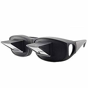 Ett par svarta Lazy Bed Glasses designade för att läsa eller titta på TV liggandes utan att belasta nacken.