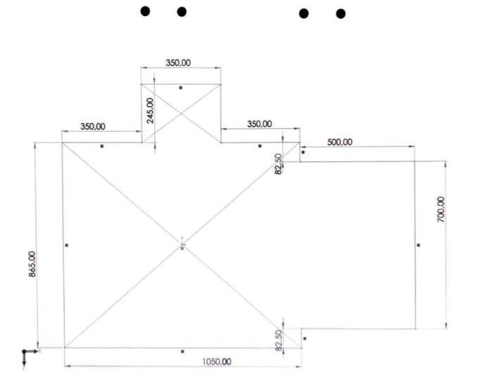 Arkitektonisk ritning av husplan med måttsättningar, visande grundlayout för byggprojekt.