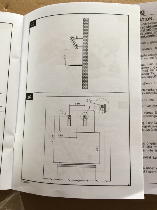 Installationsanvisning från manual för Smeg fläkt med mått och hålbild.