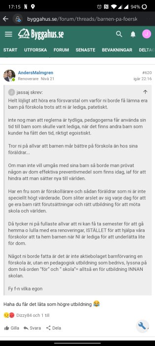 Skärmdump från diskussionsforum med inlägg om barnomsorg och renoveringsprojekt.