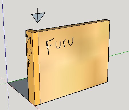Skiss av en träskiva märkt med "Furu" ovanpå en MDF-skiva, med fokus på en skarv som är föremål för diskussion.
