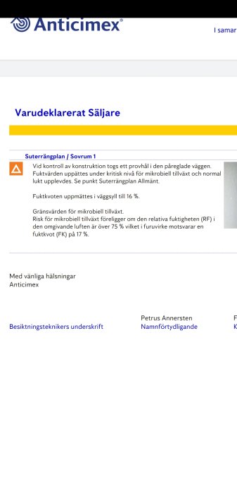 Sida ur besiktningsprotokoll med fuktproblem i hus, noterat av Anticimex, vars logo syns överst.