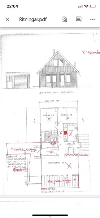 Arkitektritning av ett hus med markerade områden och anteckningar, frågetecken vid väggar som kan vara bärande.