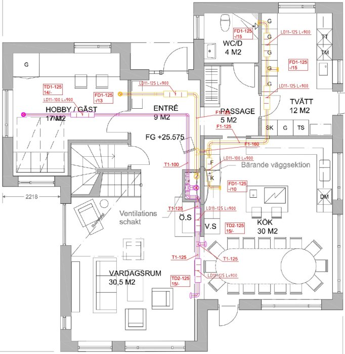 Arkitektonisk ritning av ett hem ventilationssystem med markerade till- och frånluftskanaler.