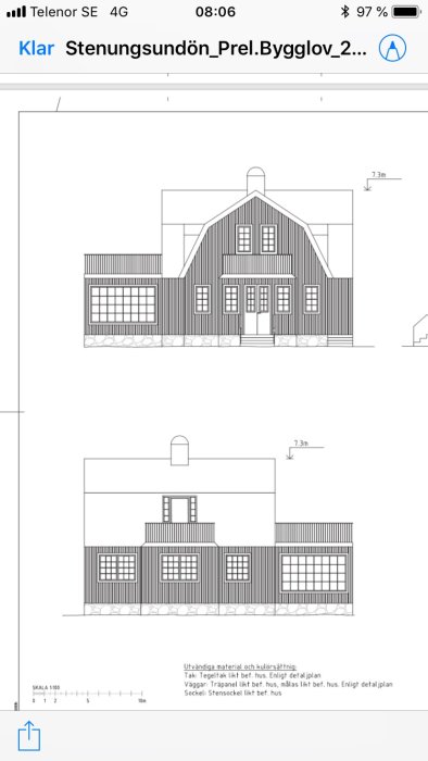 Arkitektritning av husfasad med tillbyggnad, visar ovan- och sidovy med måttangivelser.