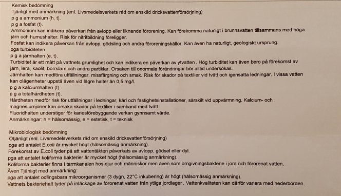 Bild på ett dokument med text om kemisk bedömning av vatten, inkludera anmärkningar och mikrobiologiska råd.