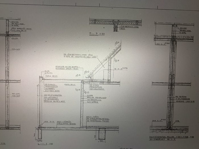 Ritning av väggkonstruktioner med mått och materialspecifikationer för ett köksrenoveringsprojekt.