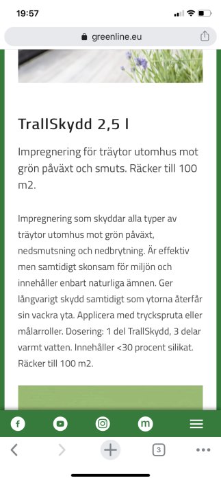 Skärmdump av produkt för träskydd med text om fördelar och användning mot grön påväxt på trall.