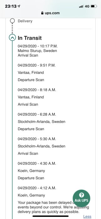 Skärmavbild av UPS spårningshistorik som visar komplicerad rutt för paket på väg till Jönköping.