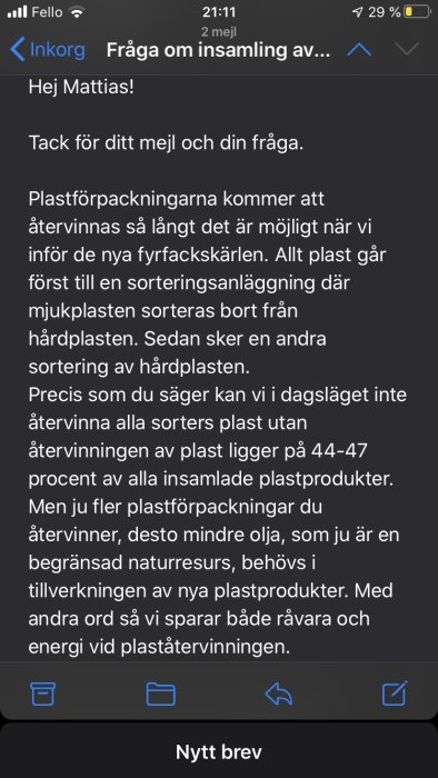 Skärmdump av ett e-postmeddelande som diskuterar plaståtervinning och plastförpackningars återvinningsgrad.