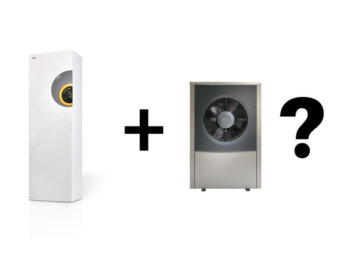Frånluftsvärmepump plus frågetecken och luft/vatten värmepumpsillustration, för att diskutera kompatibilitet.