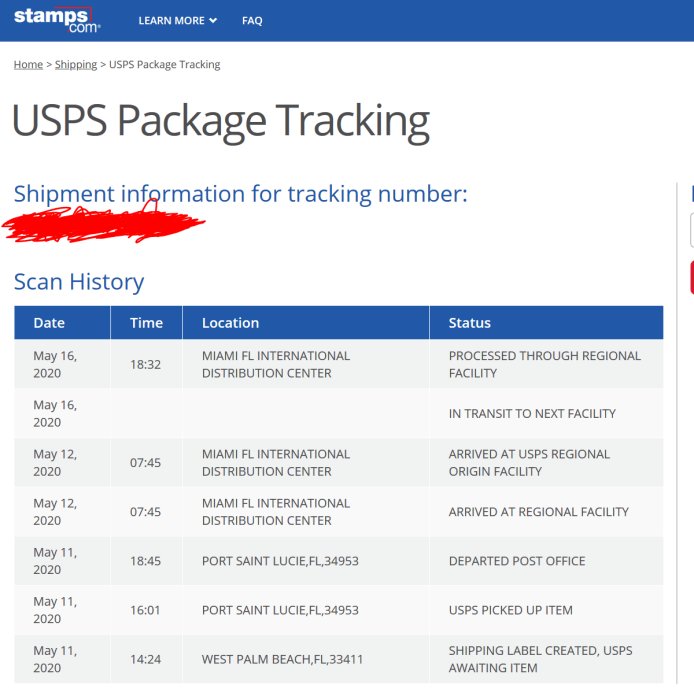 Skärmdump av USPS paketspårningsinformation med en tidslinje som visar paketets status och plats över flera dagar.