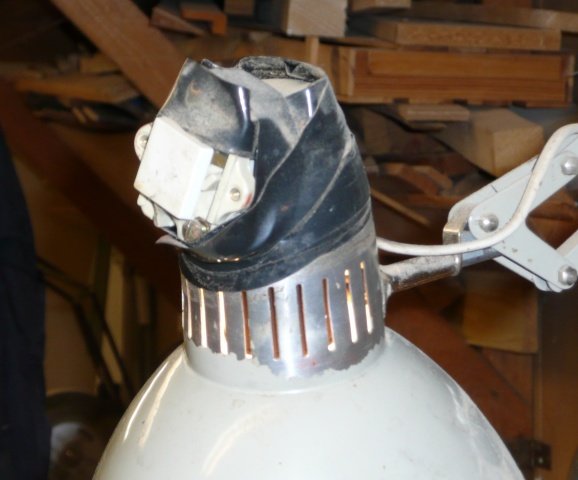 Skrivbordslampa.jpg