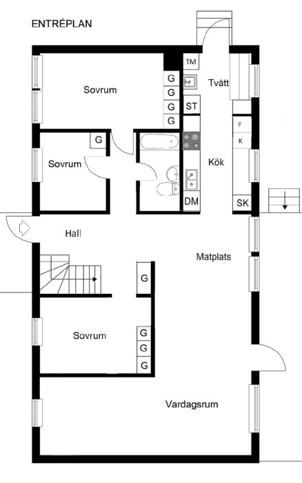 Ritning av en bostads entreplan med kök, tvättstuga, sovrum, hall, matsal och vardagsrum.