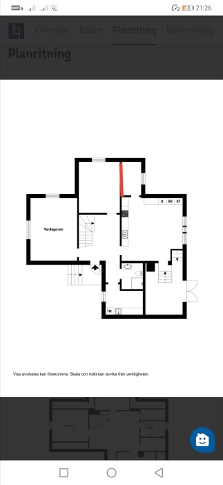 Planritning av en bostad med en vägg markerad i rött för att indikera att den är föremål för en eventuell rivning.