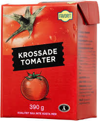 Förpackning av krossade tomater märket Favorit, 390 gram.