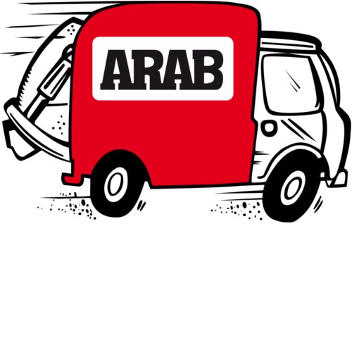 Röd sopbil med texten "ARAB" på sidan som en del av logotypen för Alvesta Renhållning AB.