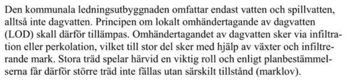 Textutdrag som förklarar principen för omhändertagande av dagvatten och rollen växter och träd spelar enligt en kommunal plan.