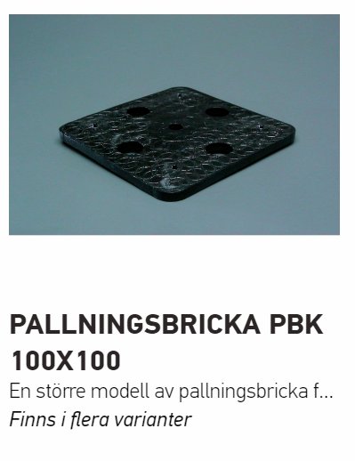 Svart pallningsbricka av plast använd för att undvika fuktvandring i byggprojekt, 100x100 mm storlek.