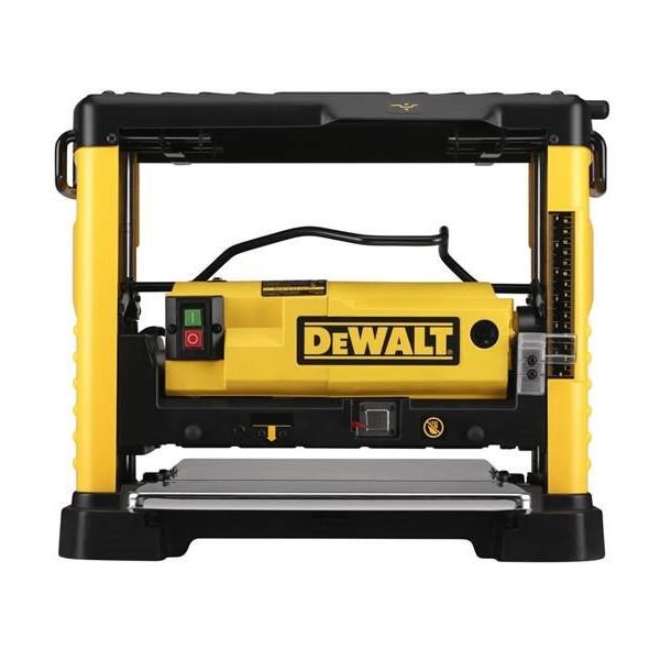 Gul och svart DeWalt planhyvel för träbearbetning.