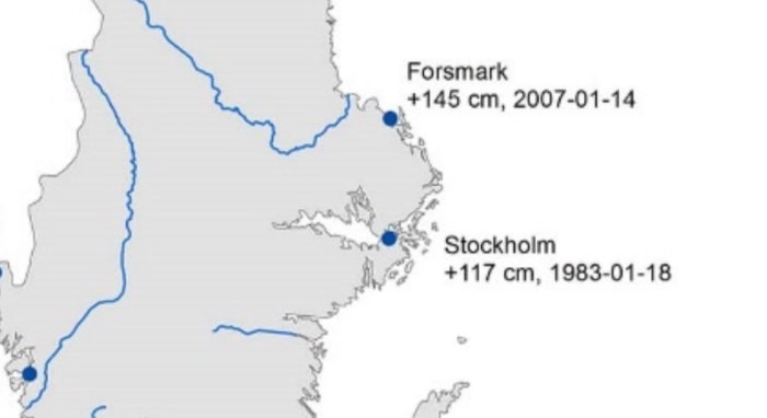 Karta över Sverige som visar historiska högvattennivåer vid Forsmark och Stockholm.