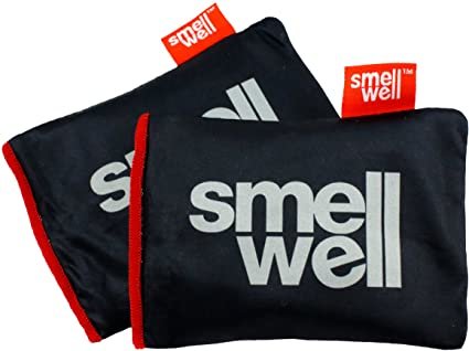 Tre Smell Well-doftpåsar med logotyp på svart bakgrund.