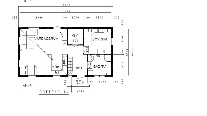 Ritning av bottenvåning i 75 kvadratmeter permanentbostad med öppet till nock i vardagsrum och kök samt loft.