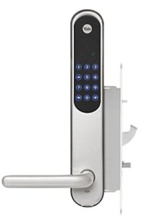 Elektronisk dörrhandtag med kodlås i metallfärg.