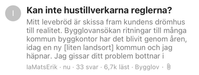 Skärmdump av forumtråd om bygglov med titeln "Kan inte hustillverkarna reglerna?" och en texturtavla.