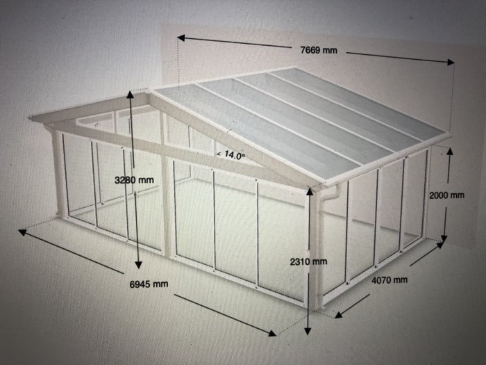 3D-ritning av ett hus med sadeltak och måttangivelser.