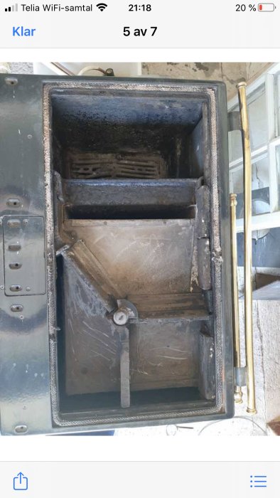 Öppen kökspanna utan spishäll med synlig vattenmantel och interna komponenter, i en diskussion om effektiviseringsåtgärder.