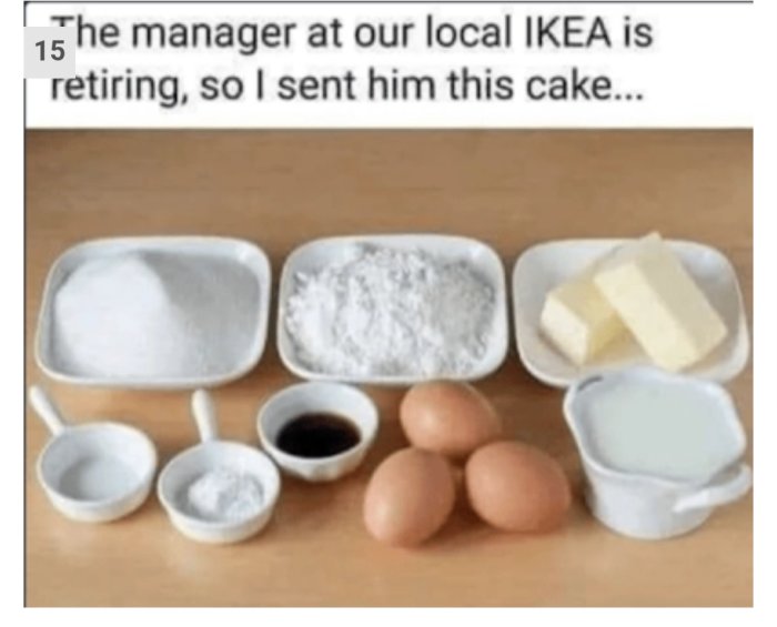 Ingredienser på ett bord för att baka en tårta, skämtsamt presenterade som en IKEA-möbelförpackning.