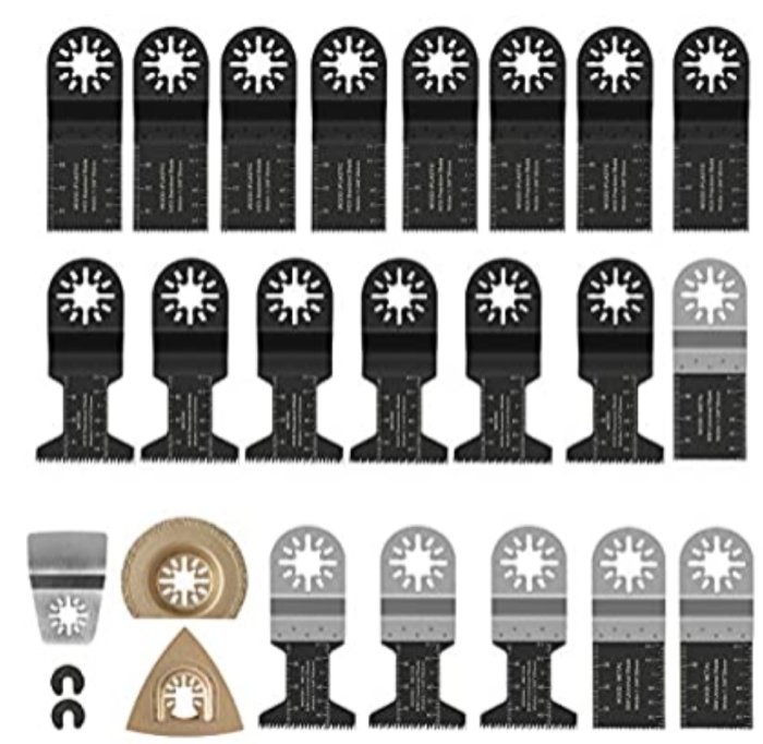 Olika typer av sågblad till multiverktyg med varierande tandning, några rundade och andra raka.