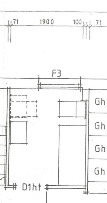 Originalritning av ett badrum på 2,5x1,9 meter med duschhörna, smalt fönster, och markerade installationer.