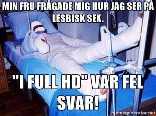 Meme med hopsydd man på sjukhussäng, textskämt om fel svar på fråga om lesbisk sex.